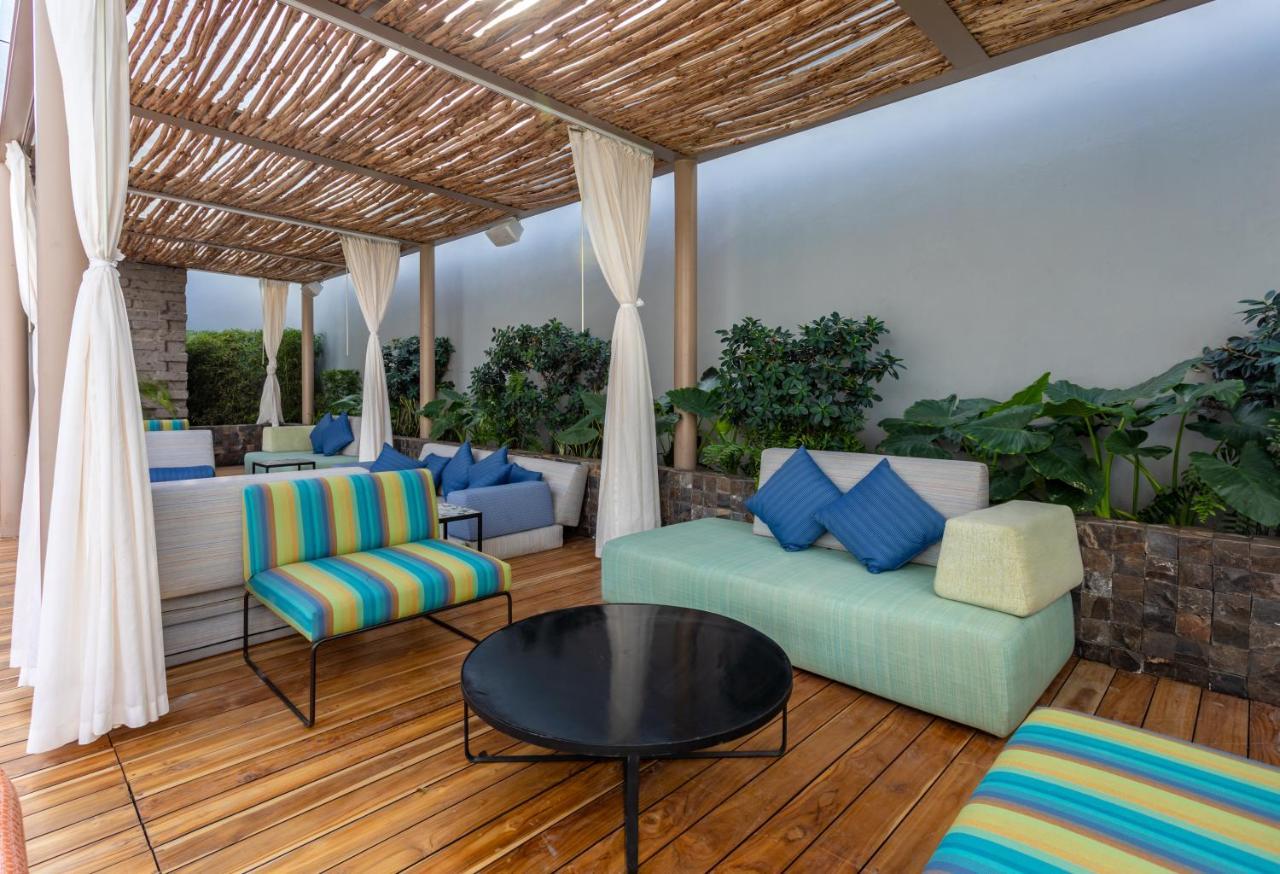 Hyatt Centric San Salvador Hotel Exterior photo